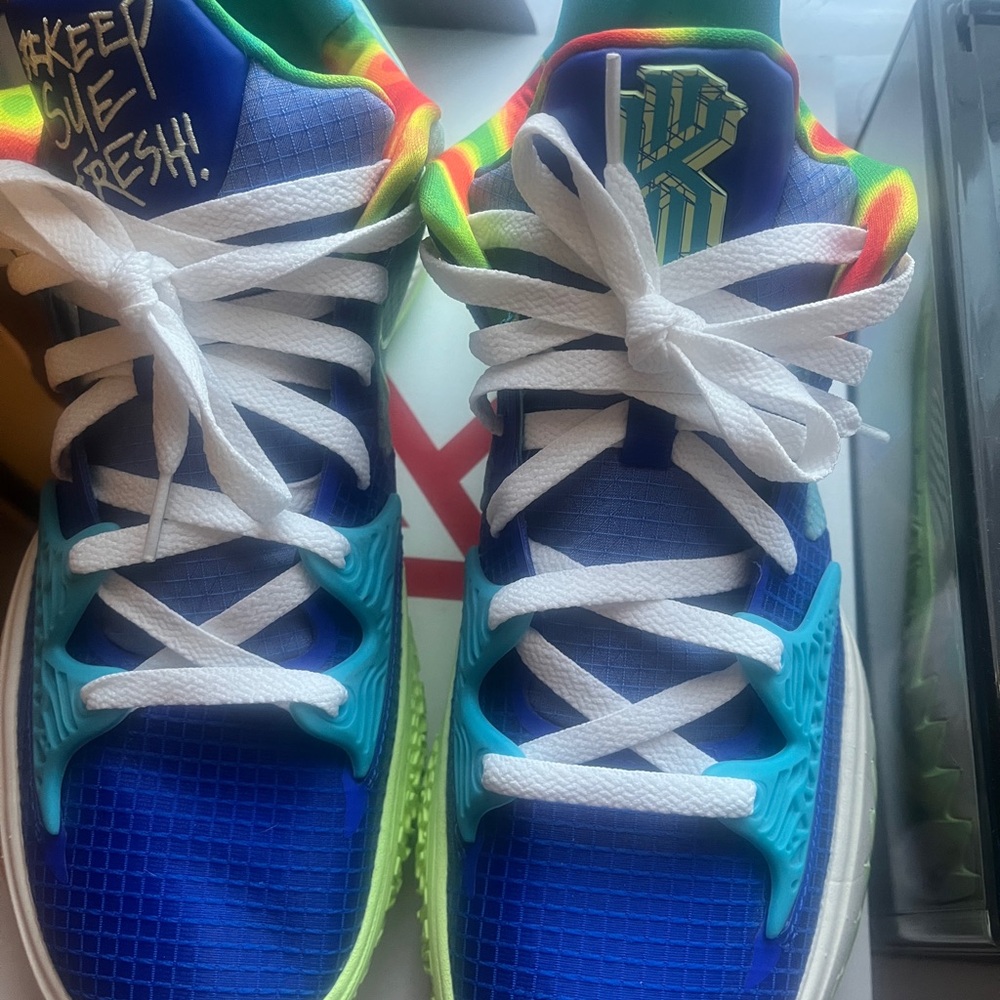 Kyrie Irving Men’s shoes